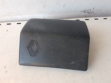 Cache centre volant pour