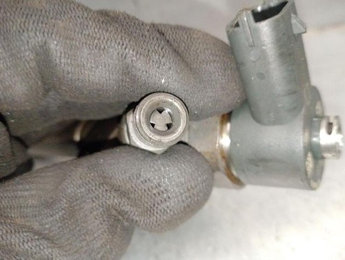 0445110084 injecteur renault - injecteur,
