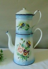 ANCIENNE CAFETIERE TOLE EMAILLEE DECOR DE PENSEES ET DE ROSES