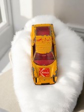 Voiture miniature ancienne