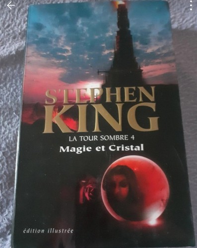 Livre tour sombre 4 - tour, 4"