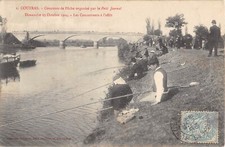 CPA 33 COUTRAS CONCOURS DE PECHE 1904 LES CONCURRENTS A L'AFFUT 