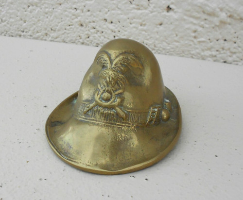 Presse papiers chapeau alpini - chapeau,