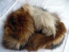 Magnifique  écharpe  en fausse  fourrure ou renard . Neuve