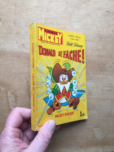 Petit format mickey parade - format, bd