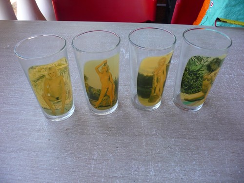 Lot verres pin up vintage - de,