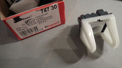 Legrand 74730 hublot - 74730,