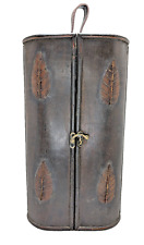 ? Ancien coffret en bois de forme tubulaire pour bouteille