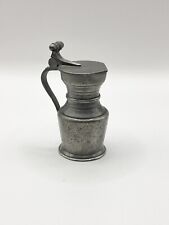 Pichet a épaulement en étain