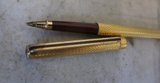 CHARMANT STYLO ROLLER SAILOR PL. OR 18 CARATS - FINITION GRAIN D'ORGE