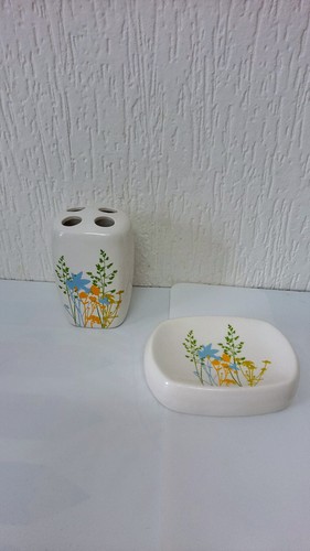 Ensemble porte savon - , brosse