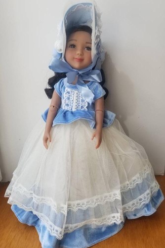 Tenue robe victoria antique