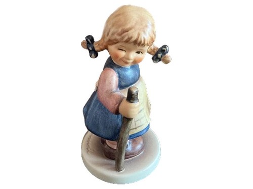 Goebel hummel figurine - goebel, 768