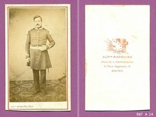 CDV Militaire en pied  Infanterie Second Empire sans son képi Schako Réf A24