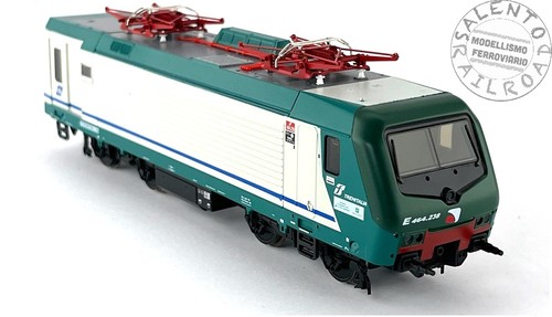 Vitrains 2284 - h0, 1:87