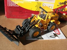 1/50 ENGIN TP CHARGEUSE VOLVO