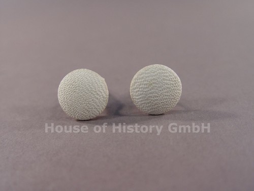 Paar boutons blancs - 2,