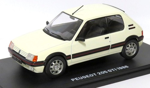Atlas editions échelle 24 - Échelle, 1:24