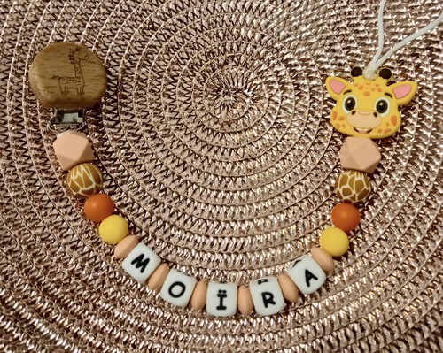 Attache tetine - 🦒,
