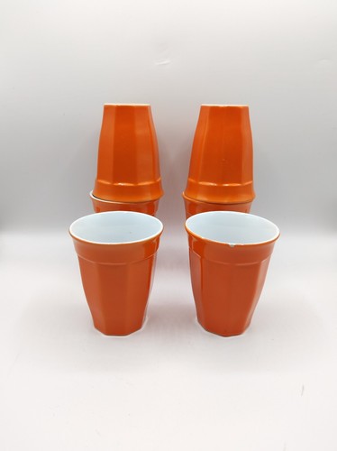 Anciens verres gobelets à - 6,