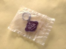 ANCIEN PORTE CLÉS ÉMAILLÉ