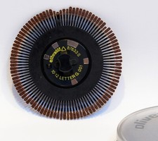  Margherita /Marguerite Machine à Ecrire Olivetti Police de Caractère Letter