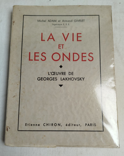 Adam vie et les ondes - adam, la