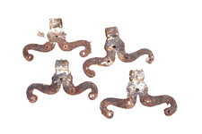 4 anciennes pentures en fer