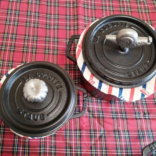 Staub - staub,