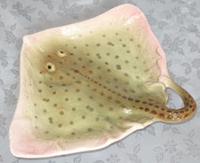ANTIQUE FRENCH MAJOLICA PLATE FISH RAY FIVES LILLE FACTORY