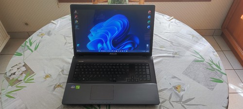 Asus r900v core - ,