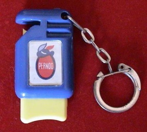 Porte clé pernod perforateur - porte-clé,