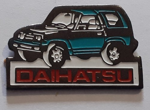 Pins 4x4 daihatsu rocky - daihatsu,