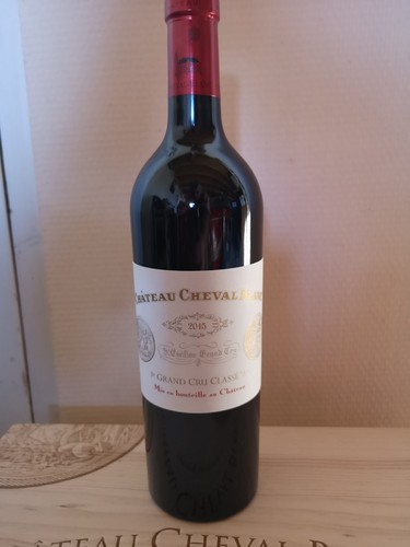 Cheval blanc 2015 superbe - cheval,