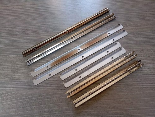 Lot ferrure contours vitre - lot,