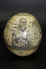 Œuf En Résine Gravé Dans Le Style Scrimshaw, Population Autochtone, Décoratif