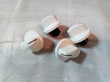 Boutons de gaziniere Beko CE 58103