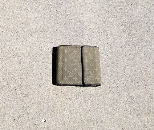 Authentic louis vuitton - authentic,