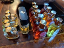 Lot De 15 Miniatures Vintages Jean Patou