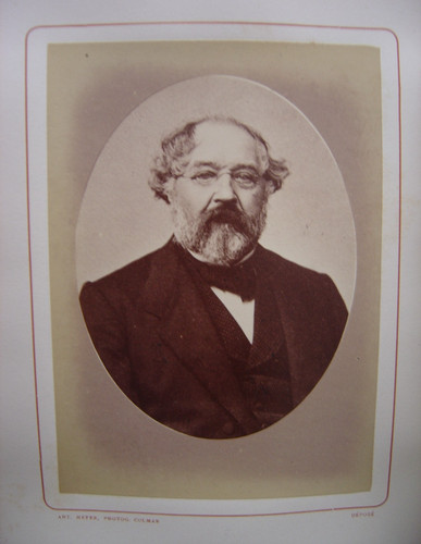 Portrait renaud yves - de, avocat