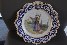 Faïence de Quimper 2 assiettes.