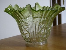 UN ANCIENNE TULIPE A GRIFFE