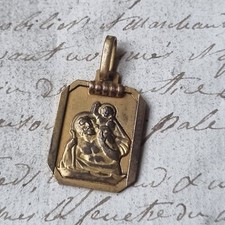 Pendentif Médaille Saint