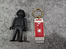 Coca-Cola - Porte clés Métal distributeur Coca-Cola 1989.