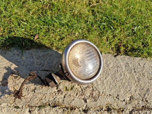Petit optique chrome voiture - optique,