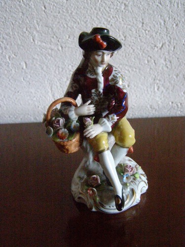 Ravissante figurine porcelaine - ravissante,
