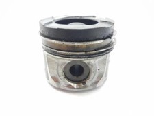 131010R090 piston TOYOTA VERSO