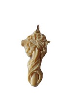 pendentif croix belle matière