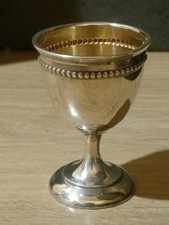 Coquetier en Argent Massif XIXè French Silver , Décor Perlé.