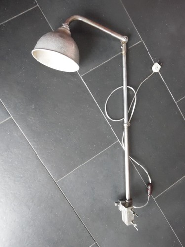 Ancienne lampe atelier - ancienne,